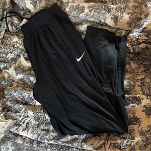 nike joggers